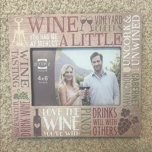 1513. NWOT - Wine-Themed 4”x6” Picture Frame - Brown and Red